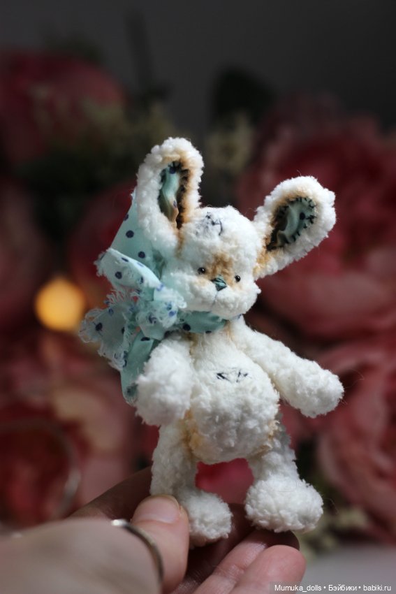Авторский белый Зайка — Авторские игрушки (фото 3)