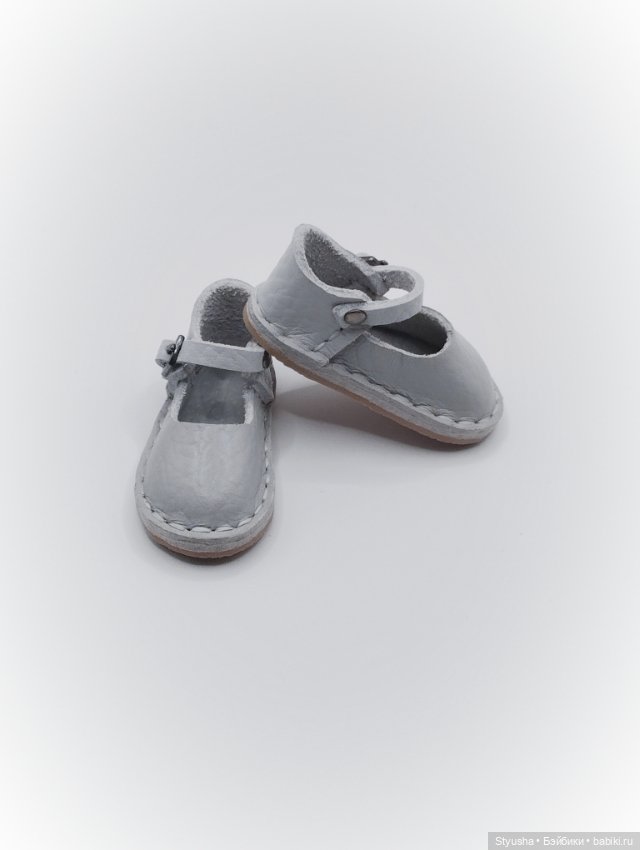 Ruby Red Siblies туфли серые, обувь для кукол 31 см (фото 2)