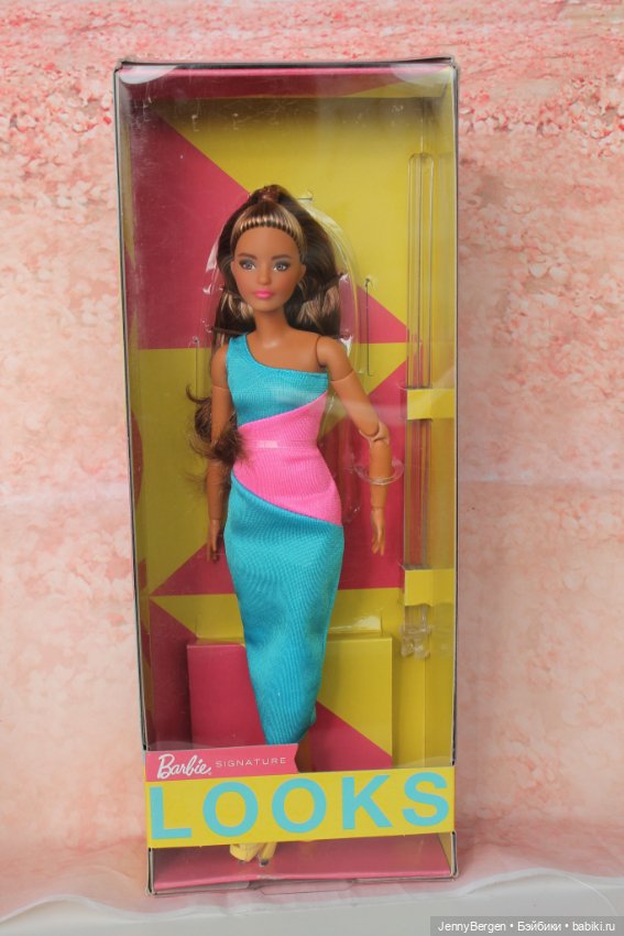 Барби Карла Лукс Barbie Looks NRFB Model #16 (фото 4)