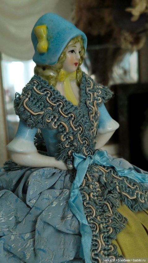 Большая фарфоровая игольница «Лазурный полдень» (фото 4)