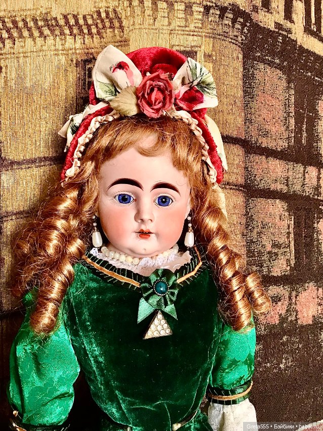 Бонет для антикварных кукол и реплик « Карминная Роза «