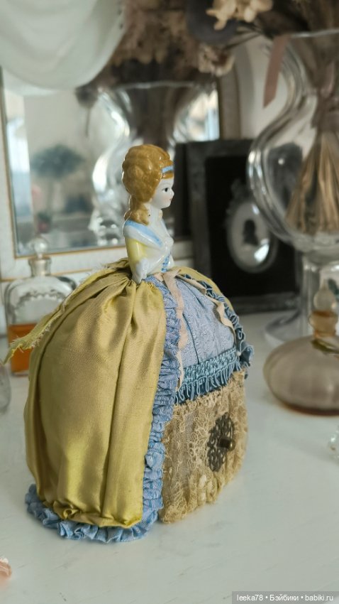 Фарфоровая винтажная half doll