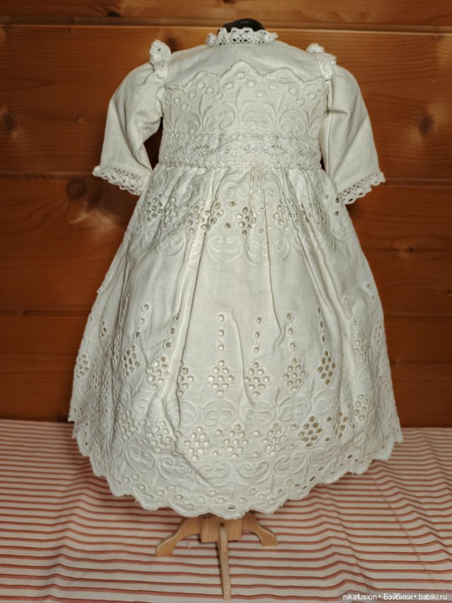Платье на антикварную или винтажную куклу рост 45 см