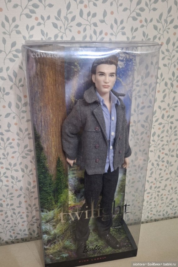 Кукла Barbie Twilight Edward (Барби Кен Эдвард из фильма 'Сумерки') (фото 4)