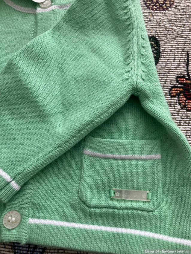 Фирменная кофточка для малышек и сишек (фото 5)
