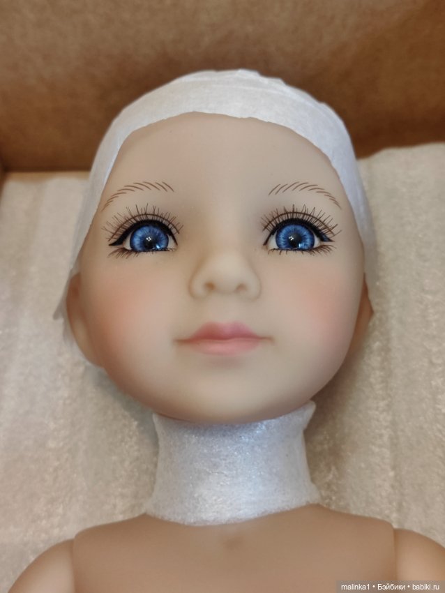 Зое француженка Ruby Red — Игровые куклы (фото 3)