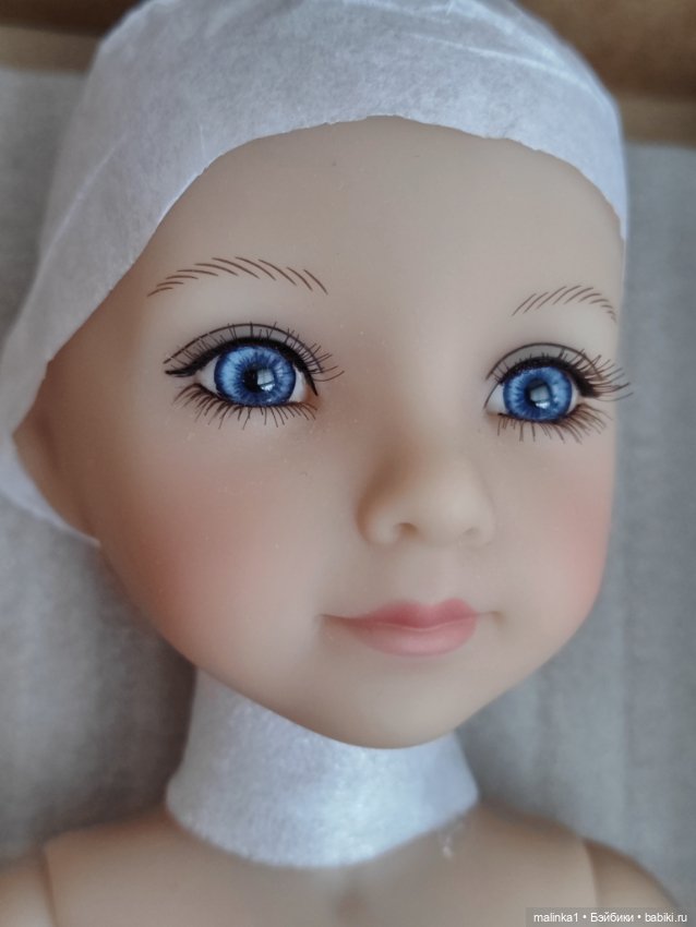 Зое француженка Ruby Red — Игровые куклы (фото 6)