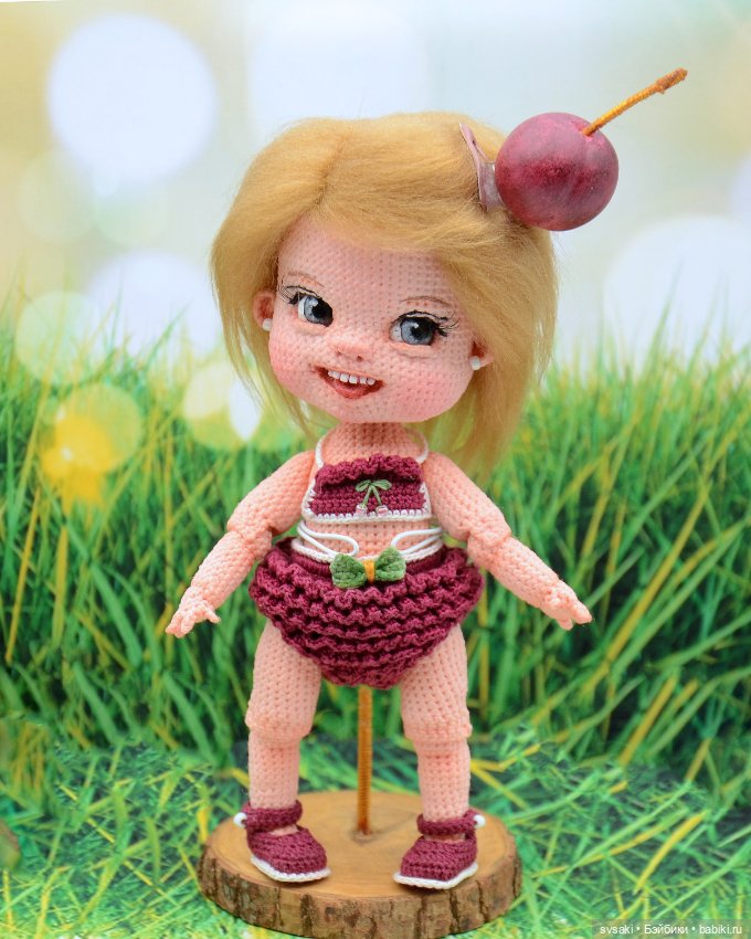 Улыбашка-Вишенка (коллекционная интерьерная кукла) (фото 4)
