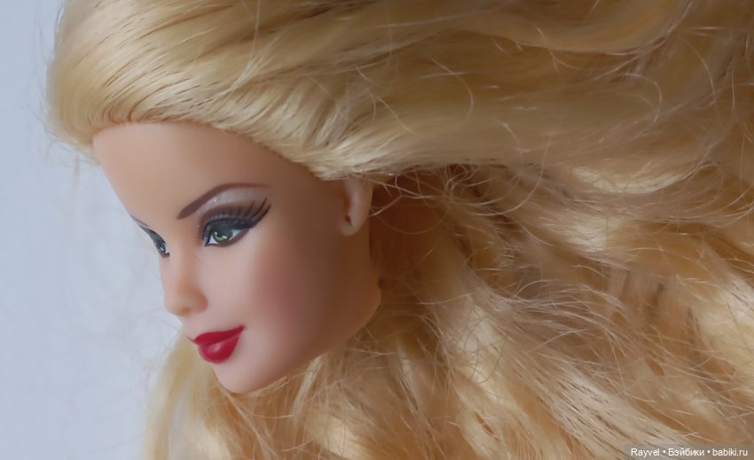 Голова Барби Barbie Holiday 2012 (фото 2)