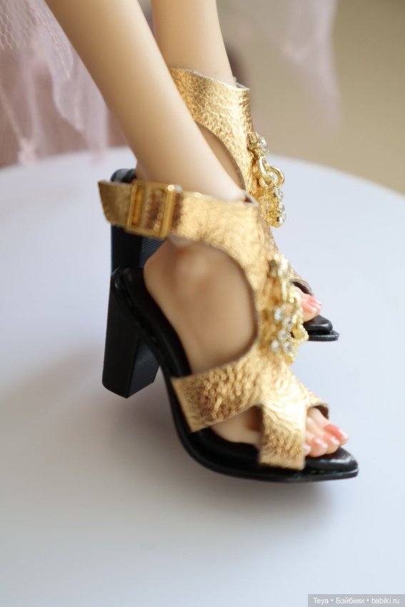 Босоножки для heroes 1/4 М. Пикуновой (фото 2)