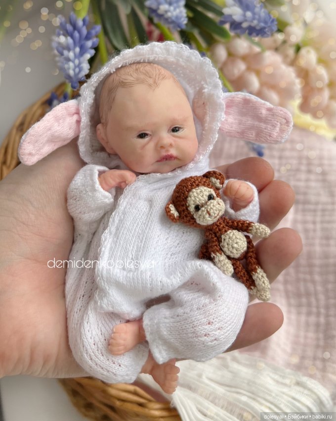 Миниатюрная кукла младенец Дашенька (фото 2)