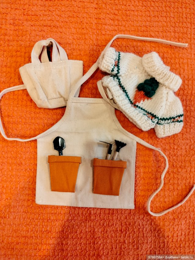 Лот аутфитов для мишек Muffy Vanderbear (фото 3)