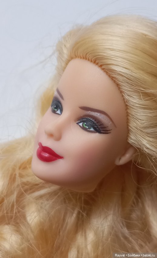 Голова Барби Barbie Holiday 2012 (фото 3)