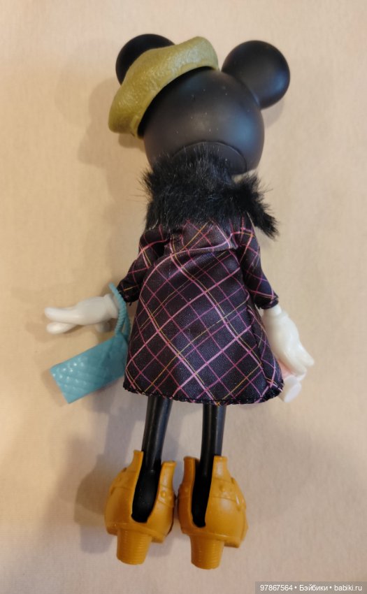 Минни Маус с огромным набором (фото 3)
