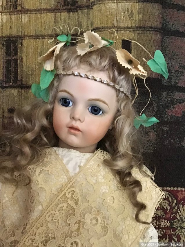 Старинная большая бутоньерка в виде веточки вьюнка (фото 8)