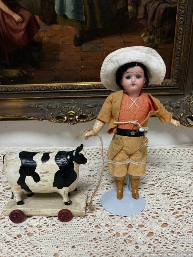 Хорошенькая миничка W. Göbel "Bavaria" рост 26 см (фото 4)