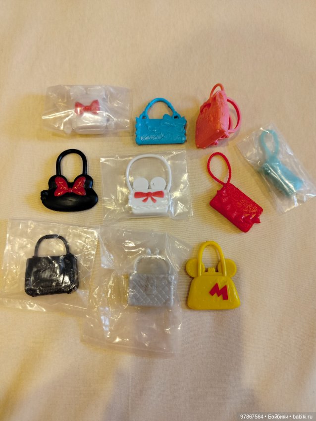 Минни Маус с огромным набором (фото 7)