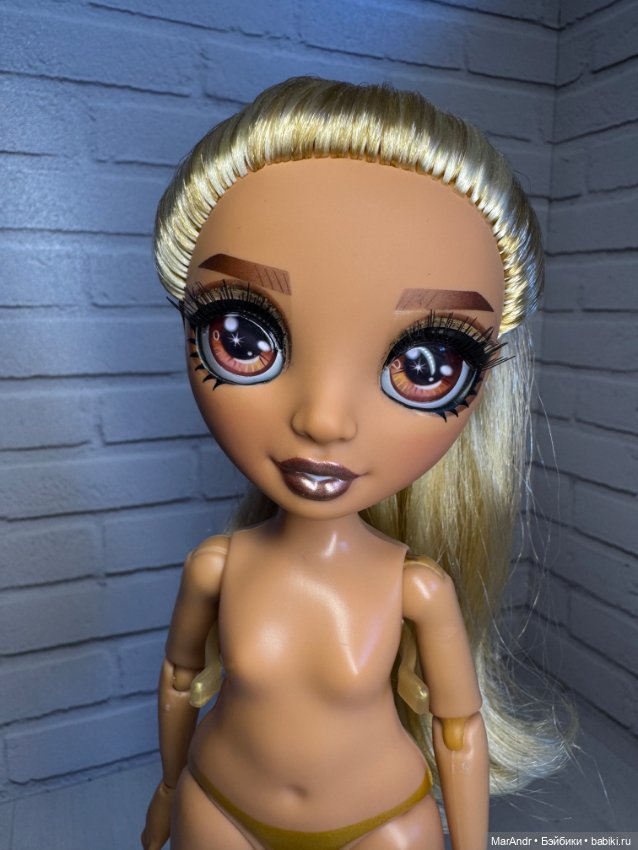 Кукла Rainbow High Мариса