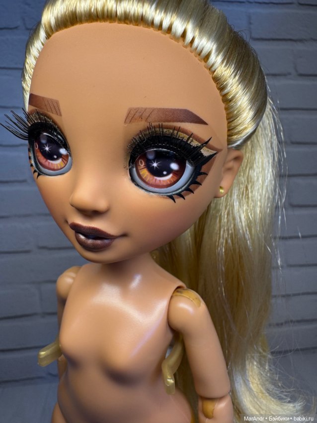 Кукла Rainbow High Мариса (фото 9)