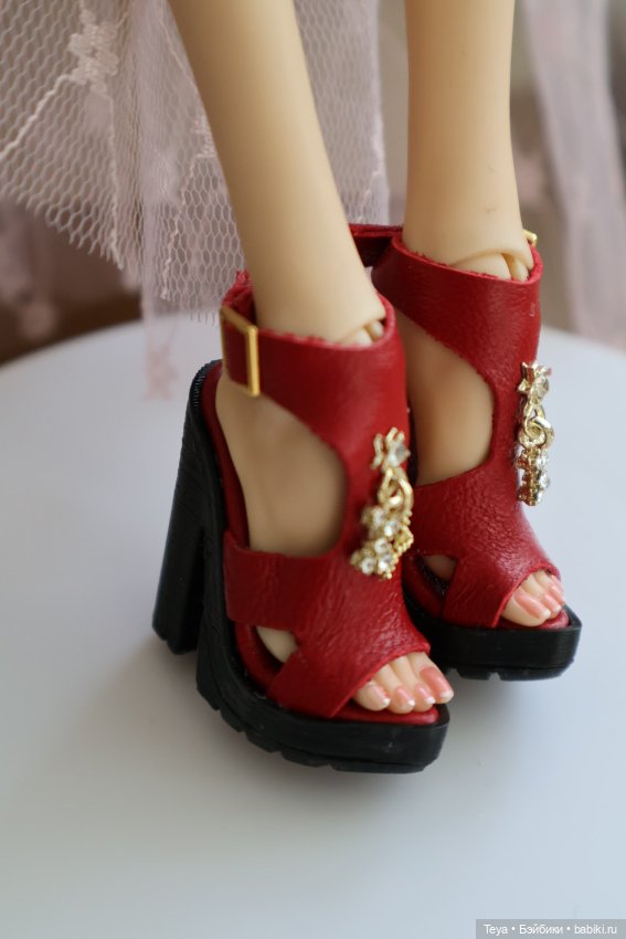 Босоножки для heroes 1/4 М. Пикуновой и Tender creation S2