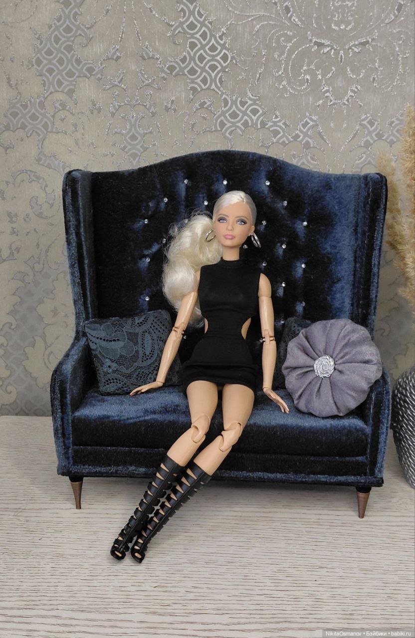 Диван бархат для кукол Паола Блайз Барби и других 1:6 (фото 4)