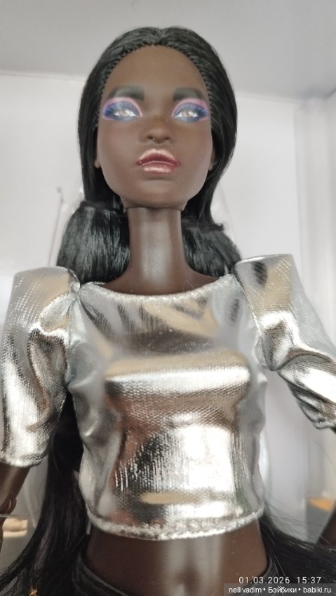 Кукла барби Лукс ( Barbie LOOKS) )#10 Симона (фото 5)