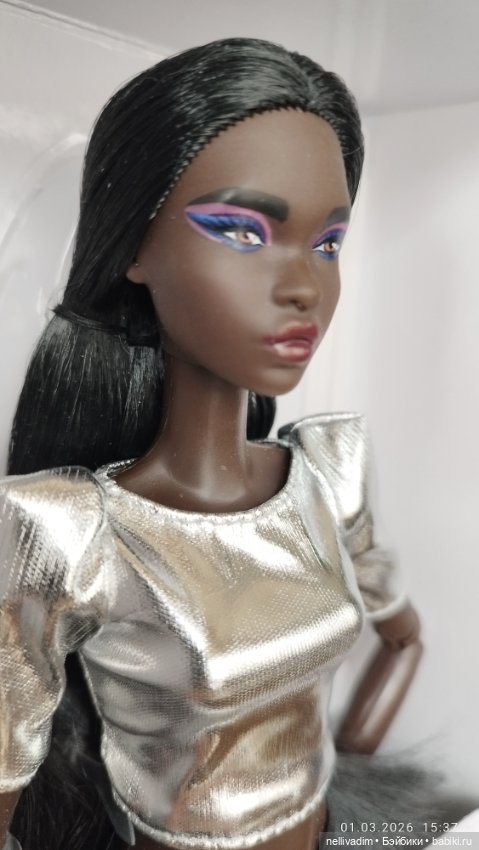 Кукла барби Лукс ( Barbie LOOKS) )#10 Симона (фото 3)