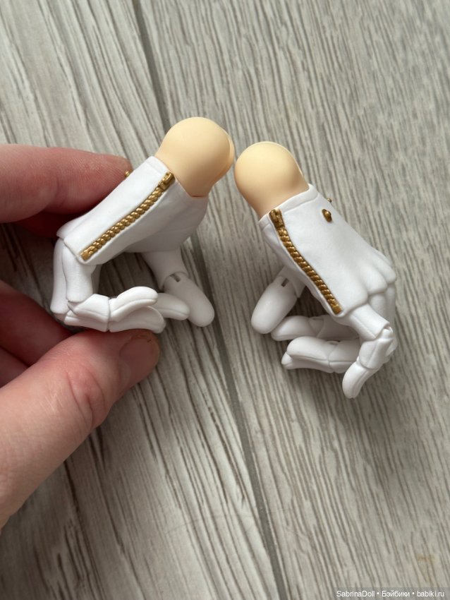 Продам шарнирные руки перчатки белые от LLT с шариками в нормале (фото 5)