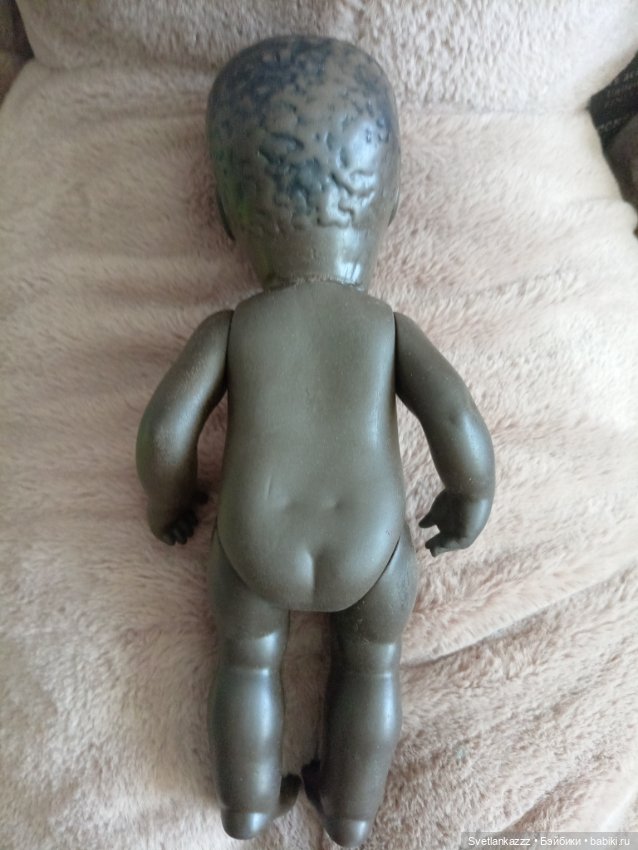 Резиновый пупс похож на Гобель (фото 4)