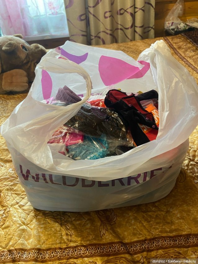 Продам лотом одежду для барби и кенов