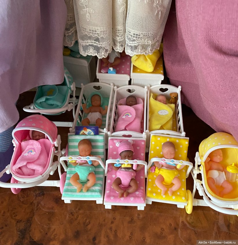 Zuru my mini baby Розовый пеленальный столик (фото 3)