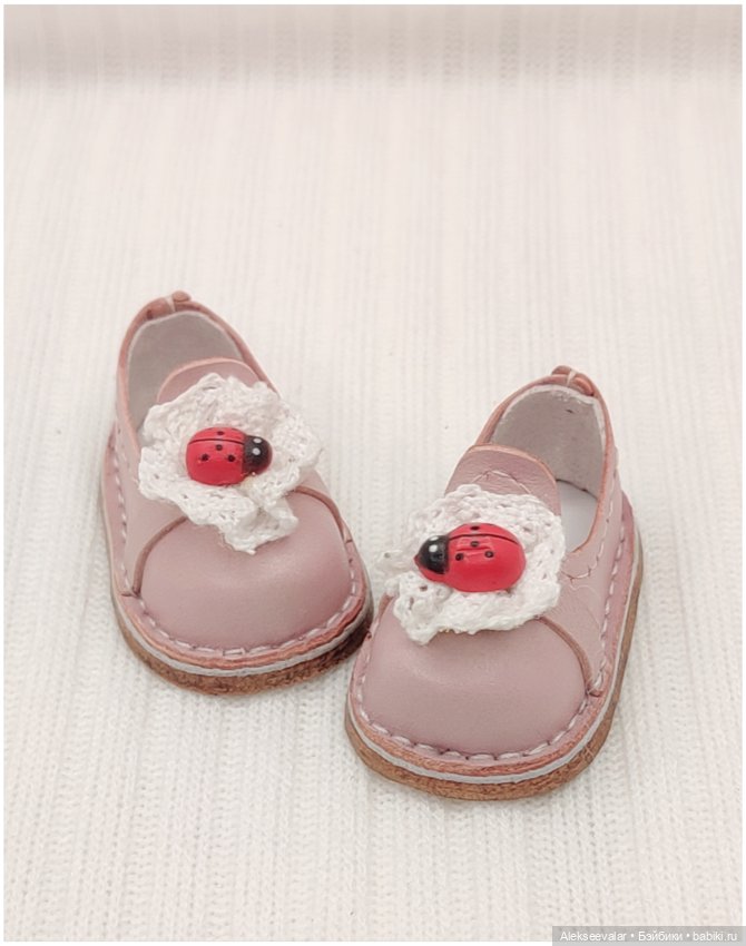 Обувь для кукол Paola Reina