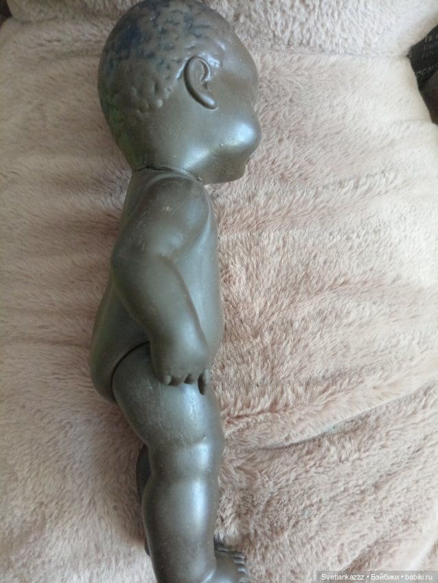 Резиновый пупс похож на Гобель (фото 3)