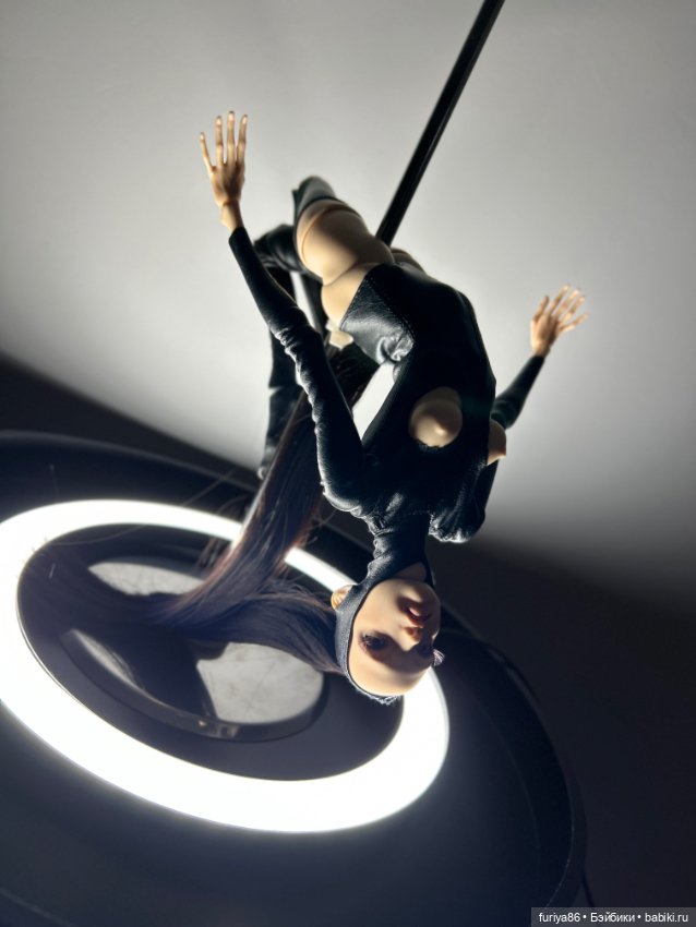 Комплект из кожи: Боди и чулки «Лошадка» (фото 5)