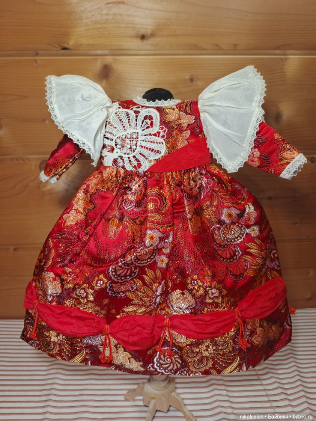 Платье шёлк на антикварную или винтажную куклу рост 40 см