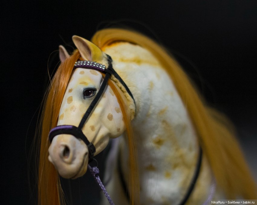 Лошадь для Барби, подвижная в смешанной технике, конь формат 1/6 (фото 9)