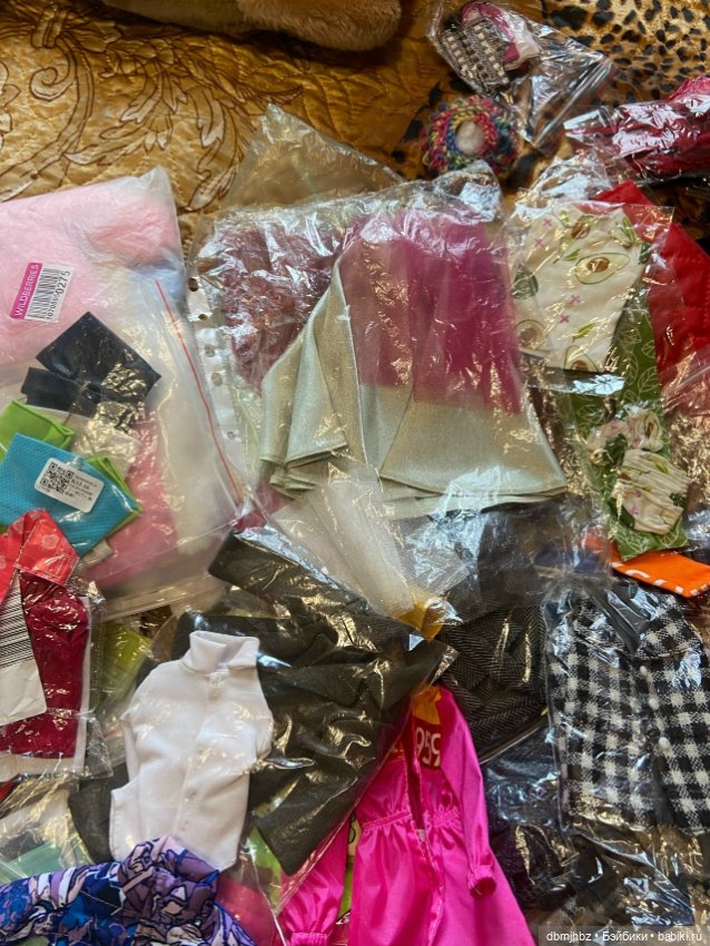 Продам лотом одежду для барби и кенов (фото 5)