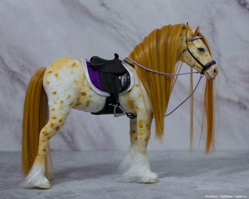 Лошадь для Барби, подвижная в смешанной технике, конь формат 1/6