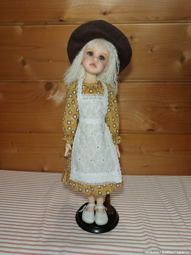 Костюм платье,фартук и шляпка на куклу БЖД MSD