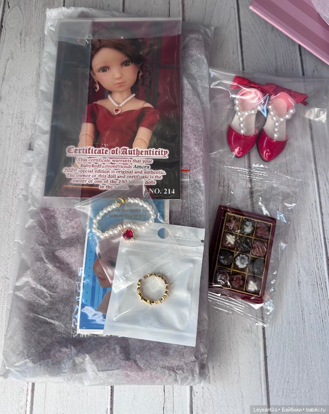 Амора Руби Ред/ Amora Ruby Red (фото 4)