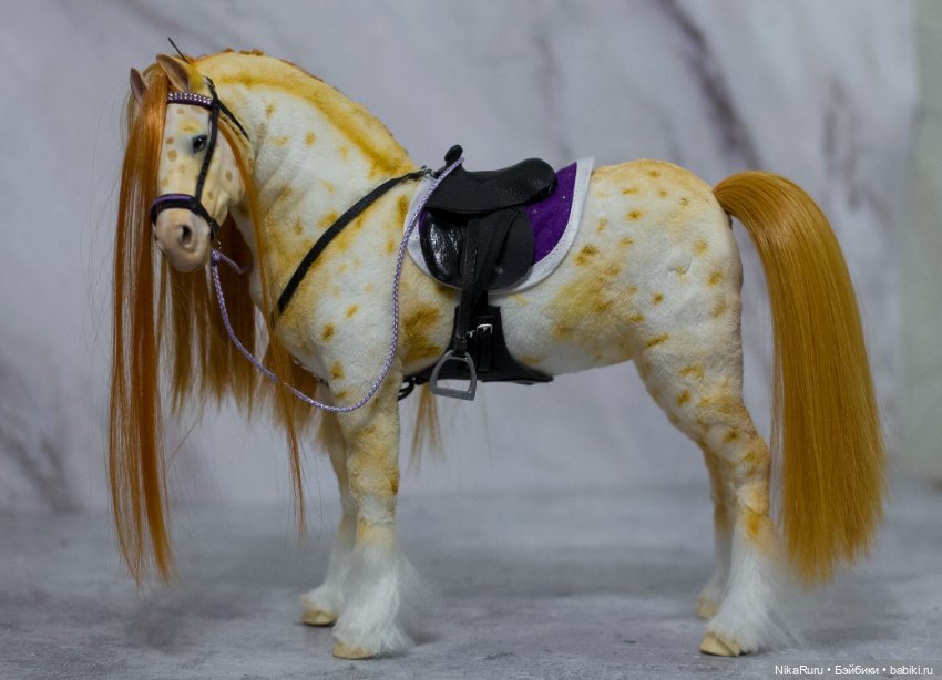 Лошадь для Барби, подвижная в смешанной технике, конь формат 1/6