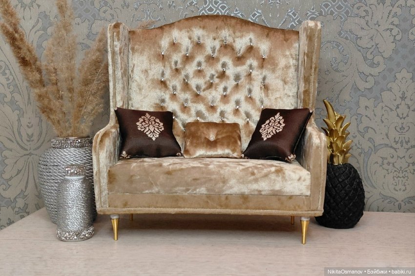 Мебель бархатный диван для кукол Паола, Рейна, Блайз, Барби 1:6 (фото 5)