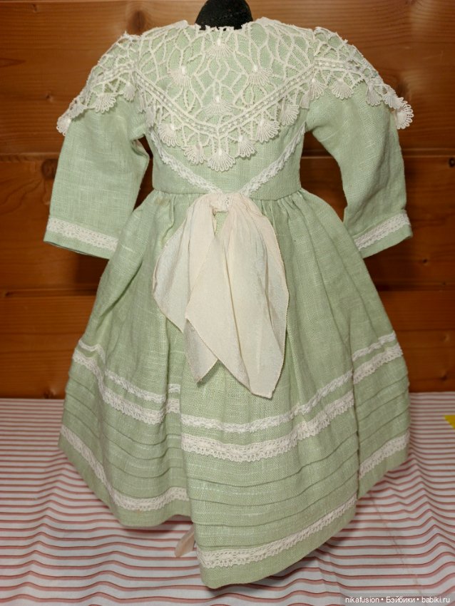Платье лен на старинную куклу рост 52-55 см