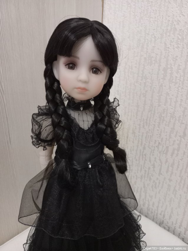 Ванда Ruby red — Игровые куклы (фото 2)