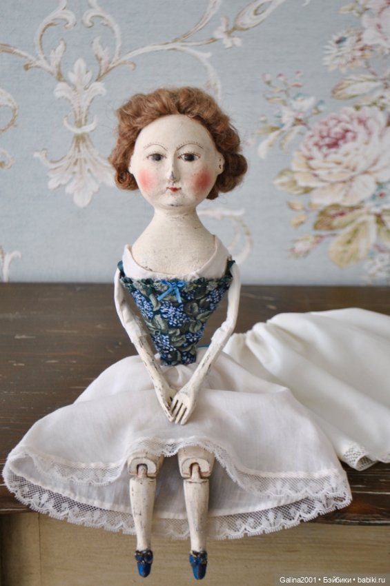 Кукла-реплика Queen Anne doll из дерева (фото 3)