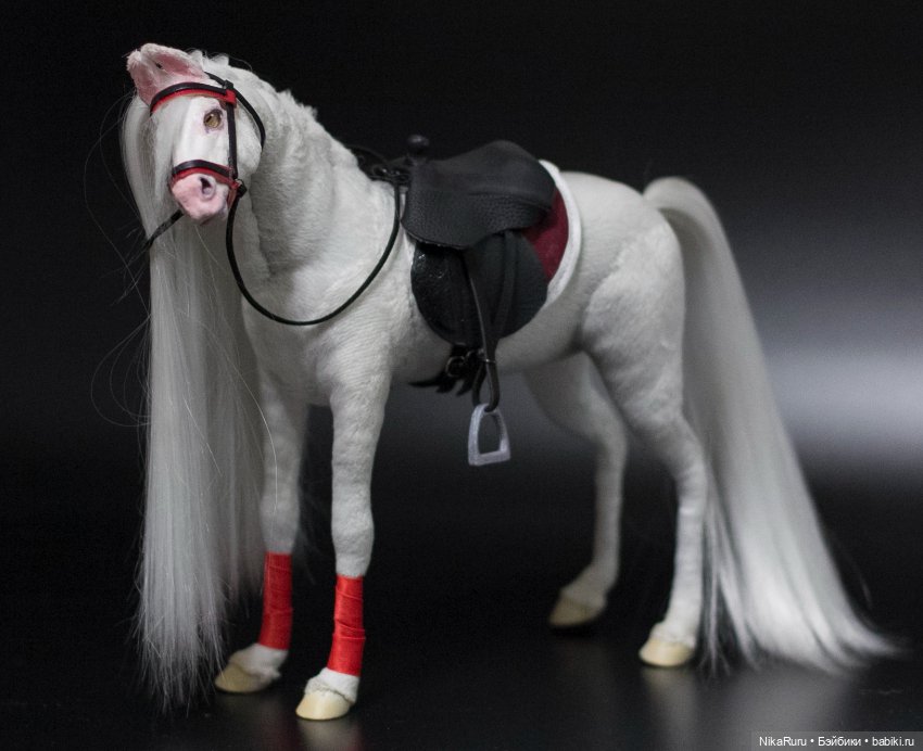 Лошадь для Барби, подвижная в смешанной технике, конь формат 1/6 (фото 5)