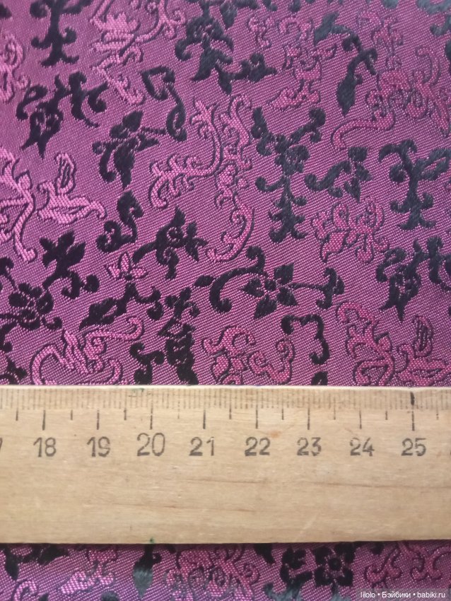 Лот ткани по типу тонкой парчи для кукольного рукоделия (фото 3)