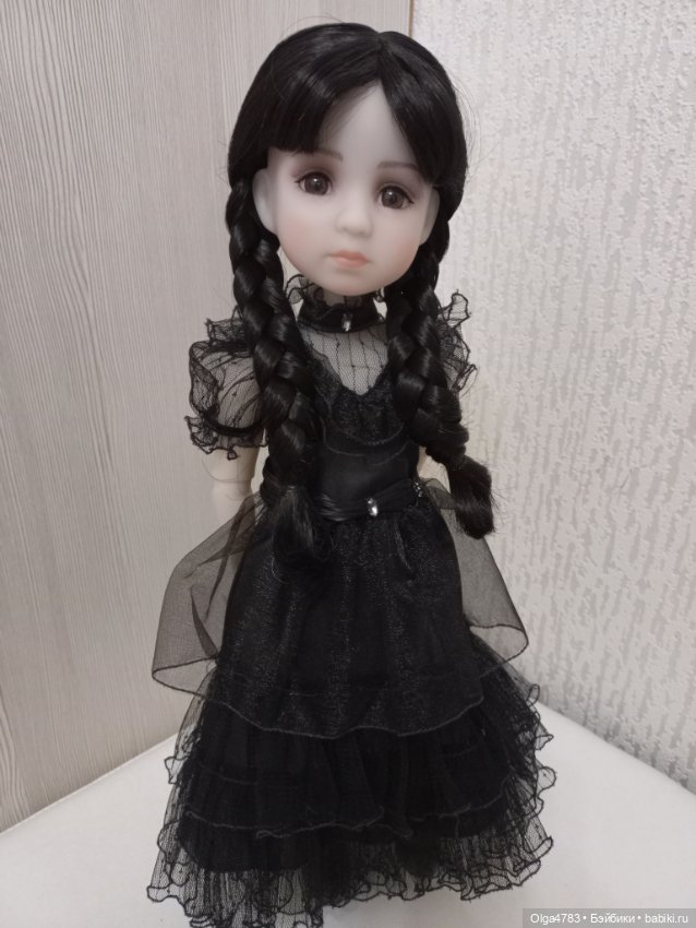 Ванда Ruby red — Игровые куклы (фото 4)