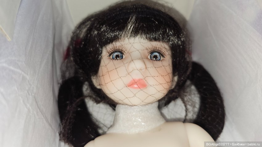 Snow Samantha's Exclusive Ruby Red Limited Edition (фото 4)