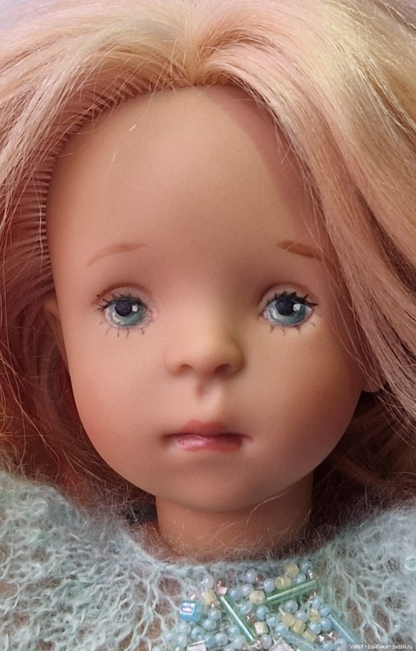 Минуш с авторской росписью